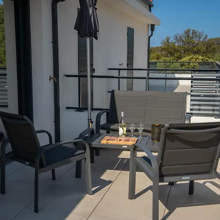 Moderne Et Lumineux, Proche Centre Apartman